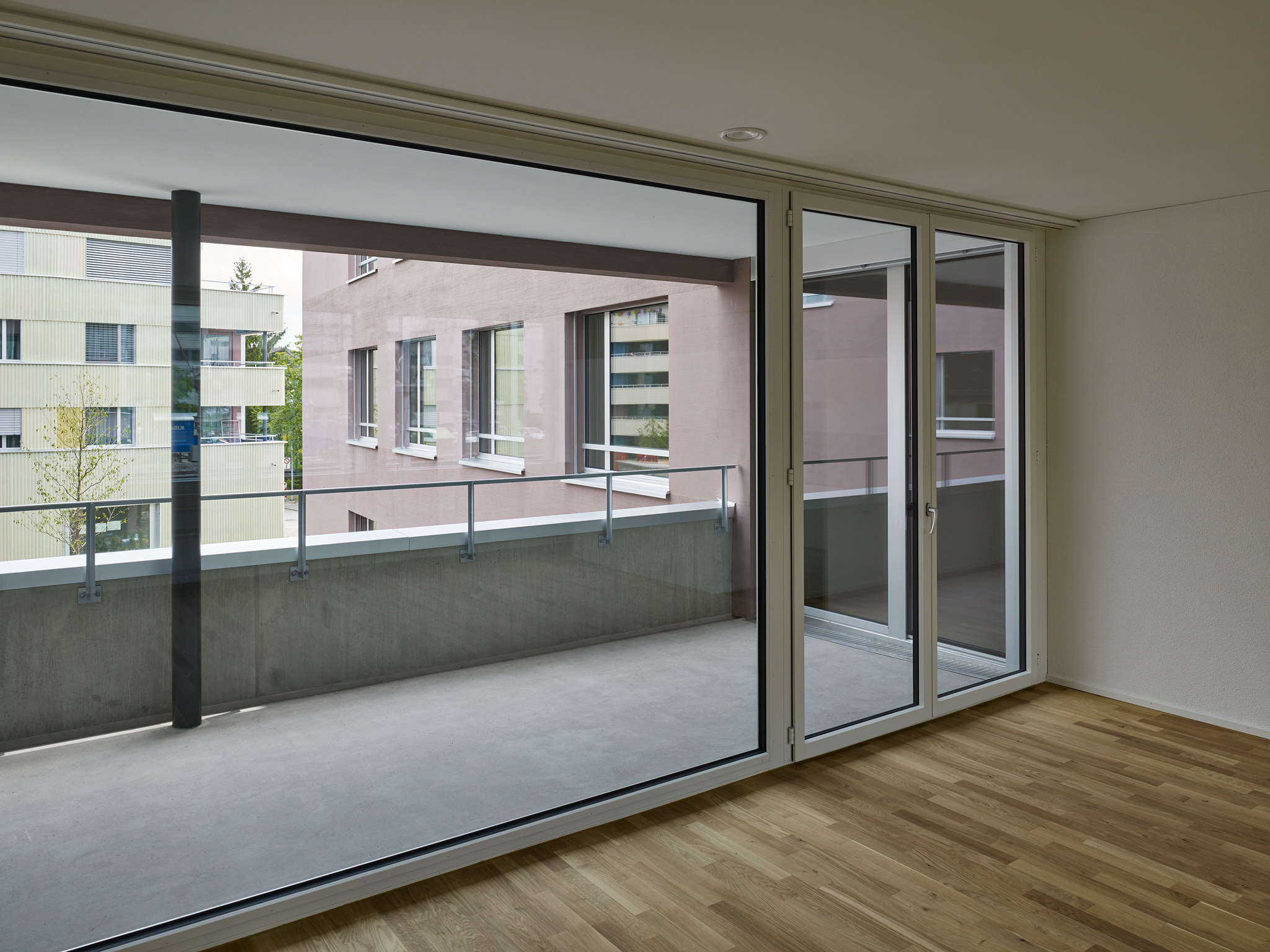 E14507 Alpa 045242 SCREEN